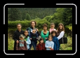 ealy_IcyStrait_Family * 1024 x 685 * (263KB)