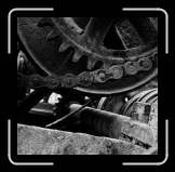 ealy_IcyStrait_RustyMachines2-bw * 1024 x 1004 * (276KB)